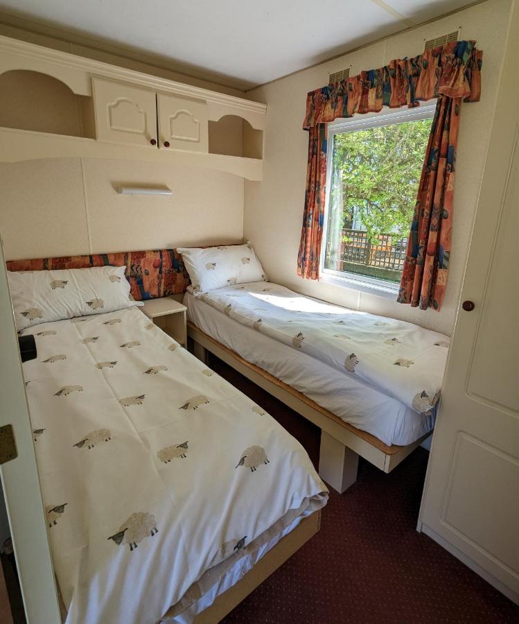 Glebe Farm Holidays Newport  Extérieur photo